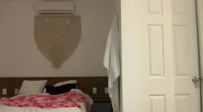 Aggbb online show from February 2025 12:39:02 PM