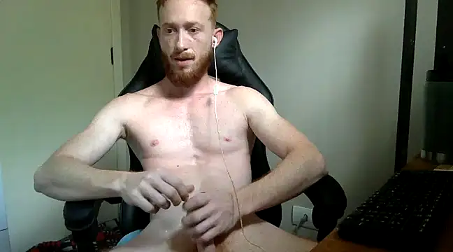 Snapshot of Smoker_Ginger chatting on January 2025 03:33:01 PM Smoker Ginger online show from January 2025 03:33:01 PM