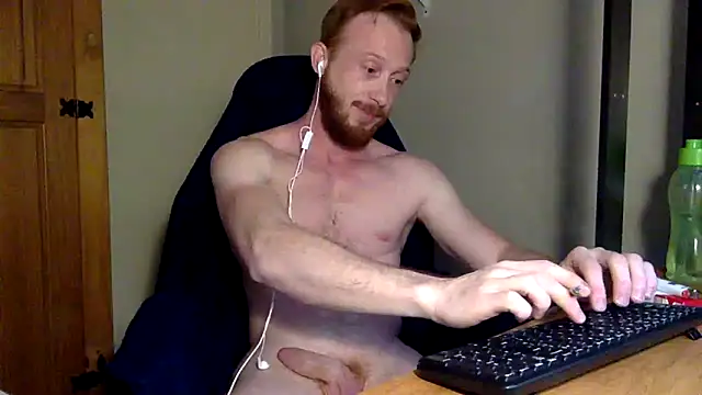 Snapshot of Smoker_Ginger chatting on October 2025 06:20:01 PM Smoker Ginger online show from October 2025 06:20:01 PM