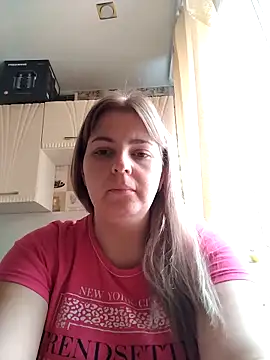 Lady nice cat online show from November 2025 03:17:01 AM