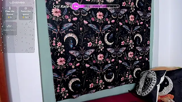 Snapshot of Marinnett11 chatting on November 2025 02:16:02 PM Marinnett11 online show from November 2025 02:16:02 PM