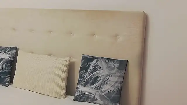 Snapshot of CassieHilton chatting on October 2025 07:03:01 PM CassieHilton online show from October 2025 07:03:01 PM