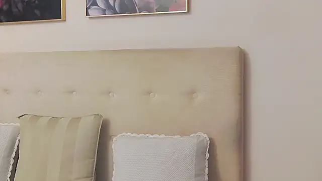 Snapshot of CassieHilton chatting on November 2025 06:21:01 PM CassieHilton online show from November 2025 06:21:01 PM