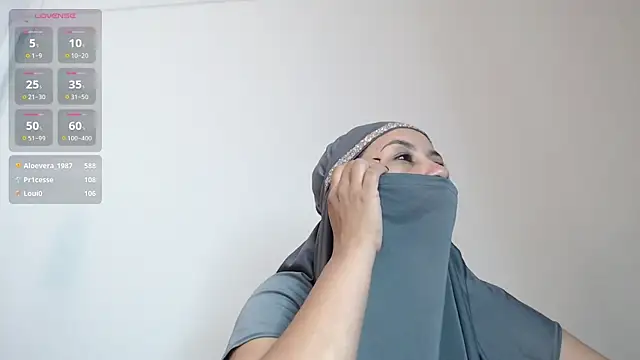 Snapshot of Amina_hafsa chatting on March 2025 01:24:02 AM Amina hafsa online show from March 2025 01:24:02 AM