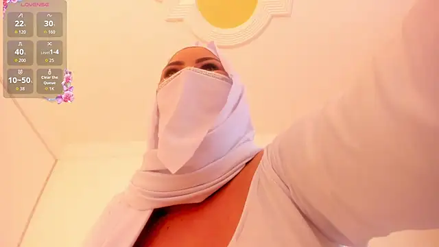 Amina hafsa online show from January 2026 07:18:01 PM