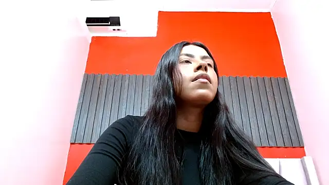 VeronicaRobles online show from November 2025 07:24:02 PM