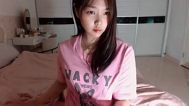 -Lucky Girl online show from June 2026 02:06:02 PM