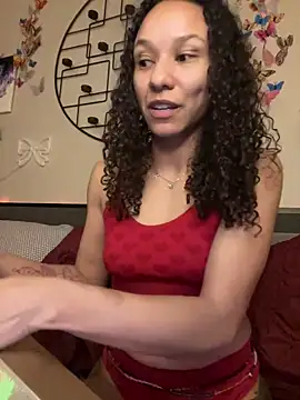 Snapshot of _Neeka_ chatting on February 2025 04:21:02 AM Neeka online show from February 2025 04:21:02 AM