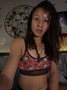 Snapshot of _Neeka_ chatting on October 2025 03:17:02 AM Neeka online show from October 2025 03:17:02 AM