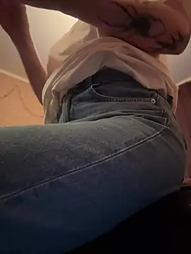 Snapshot of naughty_lucifer chatting on March 2025 04:40:02 PM naughty lucifer online show from March 2025 04:40:02 PM