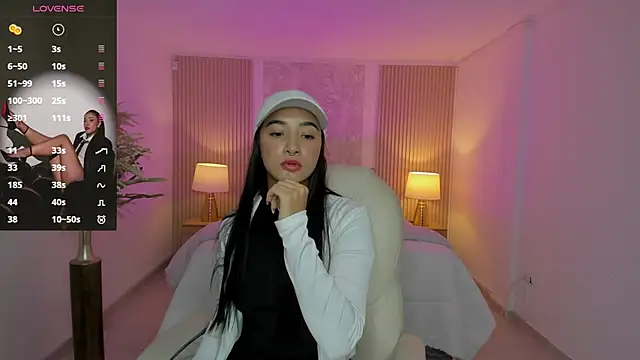 Antonella Grayy online show from November 2025 10:58:02 AM