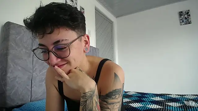 linda 33 online show from March 2026 04:28:02 PM