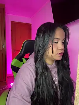 leila 22 online show from February 2026 07:41:02 AM