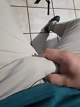 Snapshot of Pnstrokes chatting on February 2025 05:09:01 AM Pnstrokes online show from February 2025 05:09:01 AM