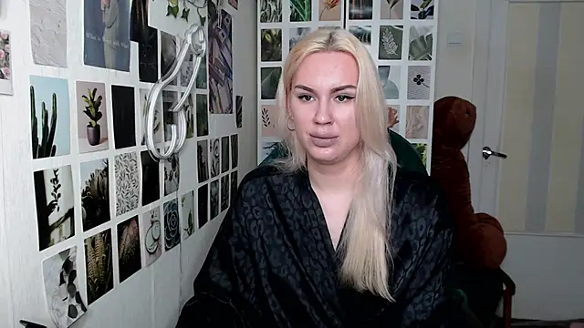 CapriScorpion online show from October 2025 01:10:02 PM