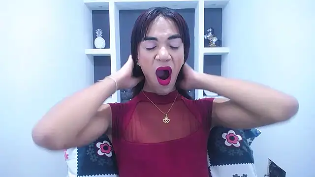 Snapshot of KatrinaQueen1 chatting on March 2025 06:03:02 AM KatrinaQueen1 online show from March 2025 06:03:02 AM