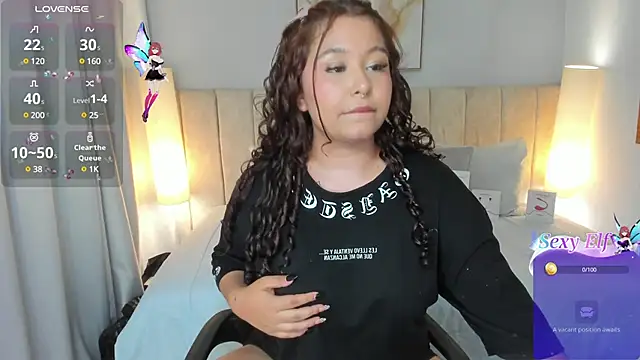 Snapshot of Atenea_cuteee chatting on February 2025 02:12:01 AM Atenea cuteee online show from February 2025 02:12:01 AM