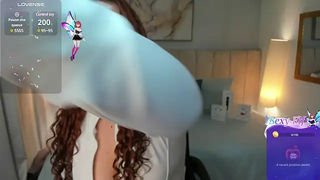 Snapshot of Atenea_cuteee chatting on March 2025 02:10:02 AM Atenea cuteee online show from March 2025 02:10:02 AM