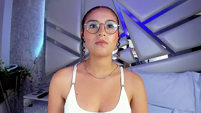 Miia002 online show from March 2025 07:25:01 PM