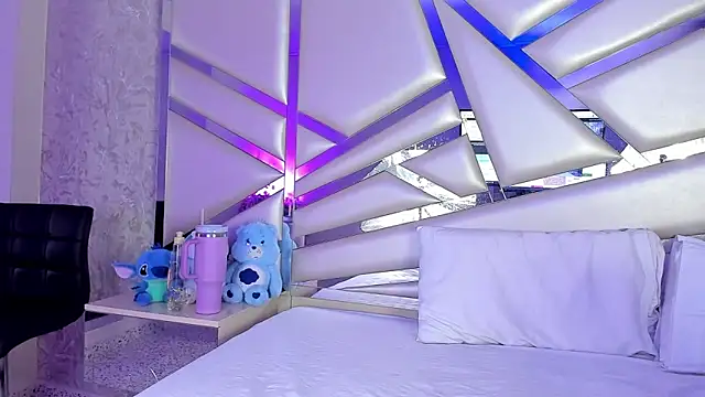 Miia002 online show from September 2025 03:10:02 AM