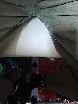 FreezingTie850 online show from June 2026 02:44:02 PM