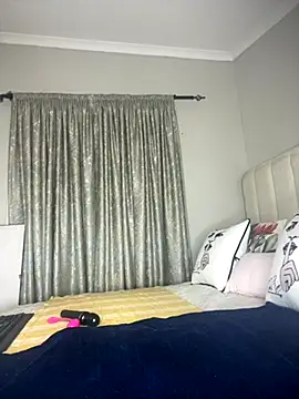 Bustygoddess32 online show from October 2025 06:50:02 PM