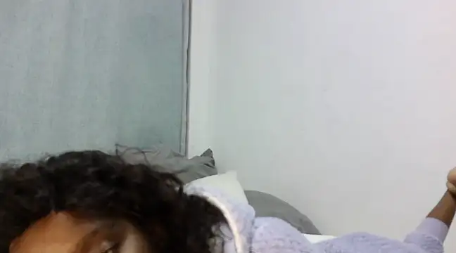 Snapshot of Sexxybella27 chatting on February 2025 08:57:01 PM Sexxybella27 online show from February 2025 08:57:01 PM