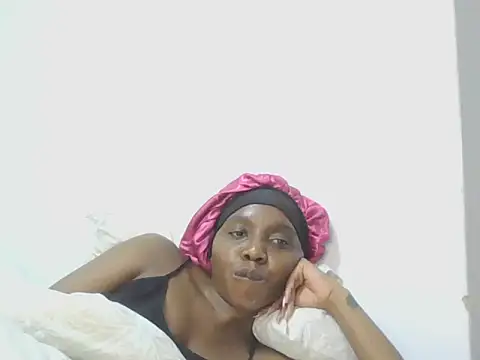 Snapshot of Sexxybella27 chatting on September 2025 12:56:02 AM Sexxybella27 online show from September 2025 12:56:02 AM