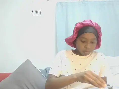 Snapshot of Sexxybella27 chatting on November 2025 11:08:02 PM Sexxybella27 online show from November 2025 11:08:02 PM