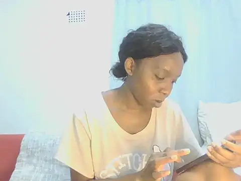 Snapshot of Sexxybella27 chatting on December 2025 07:30:02 PM Sexxybella27 online show from December 2025 07:30:02 PM