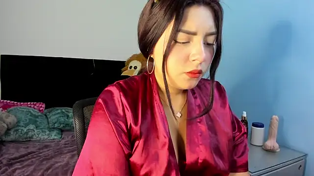 Charlotte cutee18 online show from June 2026 11:05:01 AM