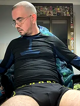 Snapshot of S921993 chatting on October 2025 08:42:02 PM S921993 online show from October 2025 08:42:02 PM