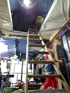 Snapshot of cdressupdiva chatting on February 2025 11:40:02 AM cdressupdiva online show from February 2025 11:40:02 AM