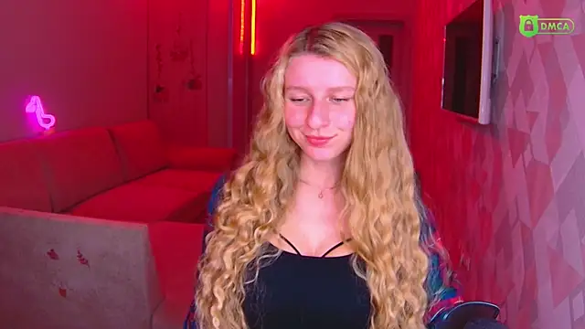 AmaliaQueen online show from November 2025 03:26:02 PM