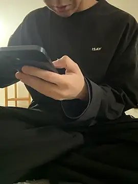 POCARI SWEAT online show from December 2025 03:03:01 AM