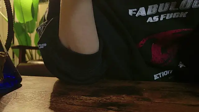 POCARI SWEAT online show from January 2026 04:00:01 PM