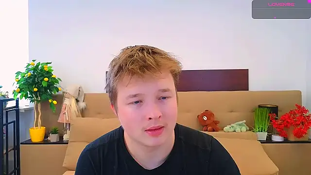 Snapshot of _Olli__Stiw_ chatting on February 2026 07:31:02 AM Olli Stiw online show from February 2026 07:31:02 AM