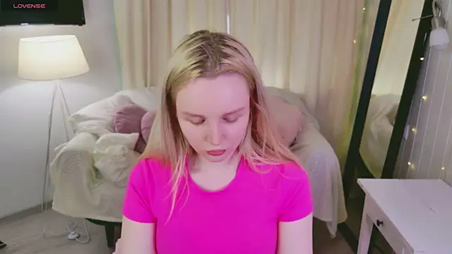 Beatrica Klein online show from June 2026 04:09:01 PM
