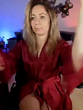 Snapshot of angela_88 chatting on January 2025 06:58:02 PM angela 88 online show from January 2025 06:58:02 PM