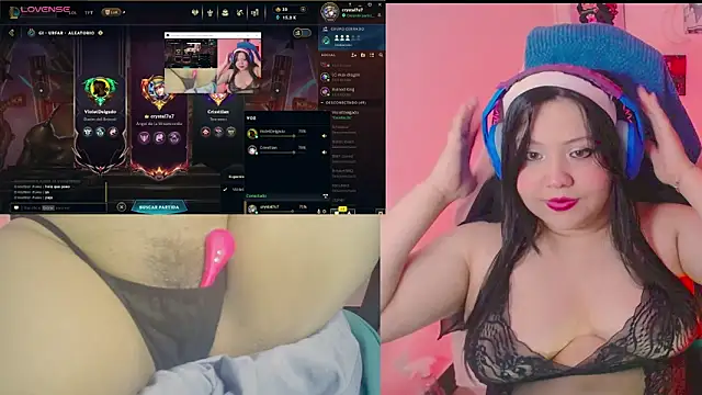 Snapshot of crystal7u7 chatting on February 2025 03:22:01 AM crystal7u7 online show from February 2025 03:22:01 AM