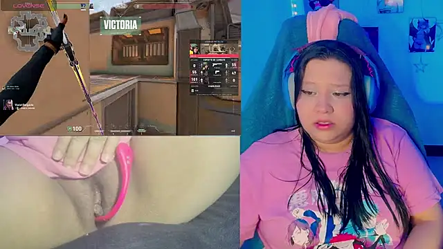 Snapshot of crystal7u7 chatting on February 2025 04:31:01 AM crystal7u7 online show from February 2025 04:31:01 AM