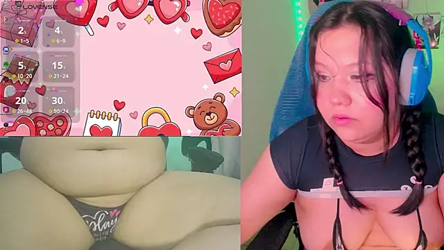 Snapshot of crystal7u7 chatting on March 2025 07:15:02 PM crystal7u7 online show from March 2025 07:15:02 PM