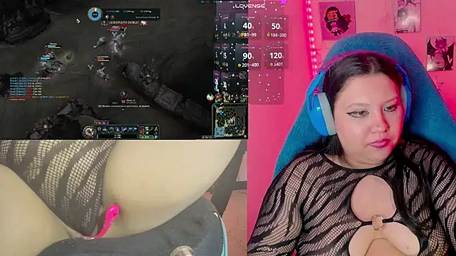 Snapshot of crystal7u7 chatting on March 2025 10:48:01 PM crystal7u7 online show from March 2025 10:48:01 PM