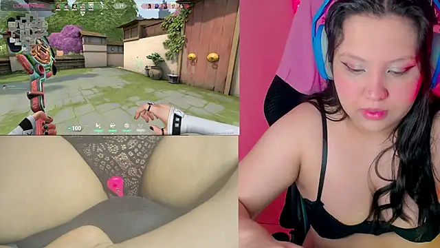 Snapshot of crystal7u7 chatting on March 2025 06:40:02 PM crystal7u7 online show from March 2025 06:40:02 PM