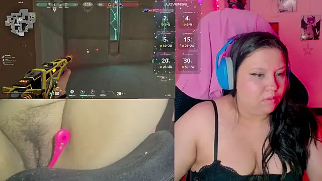 Snapshot of crystal7u7 chatting on March 2025 09:45:01 PM crystal7u7 online show from March 2025 09:45:01 PM