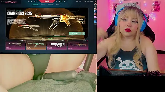 Snapshot of crystal7u7 chatting on September 2025 08:23:01 PM crystal7u7 online show from September 2025 08:23:01 PM