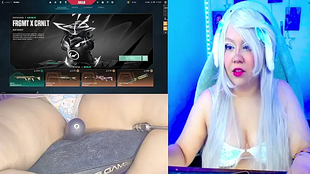 Snapshot of crystal7u7 chatting on October 2025 06:51:02 PM crystal7u7 online show from October 2025 06:51:02 PM