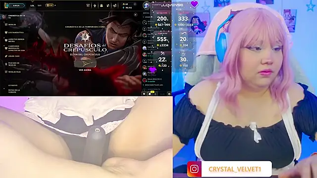 Snapshot of crystal7u7 chatting on November 2025 09:37:02 PM crystal7u7 online show from November 2025 09:37:02 PM