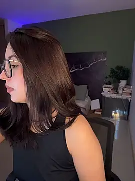 EmaSaenz online show from June 2026 10:01:02 PM
