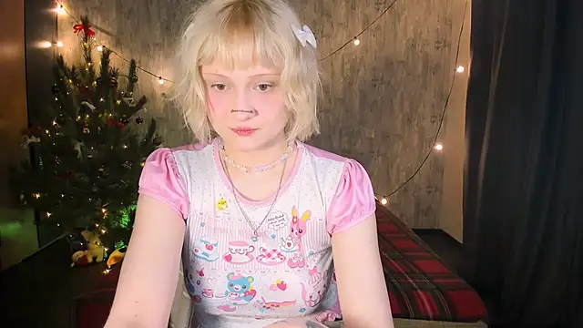 Snapshot of MariaMango chatting on December 2025 02:51:02 AM MariaMango online show from December 2025 02:51:02 AM